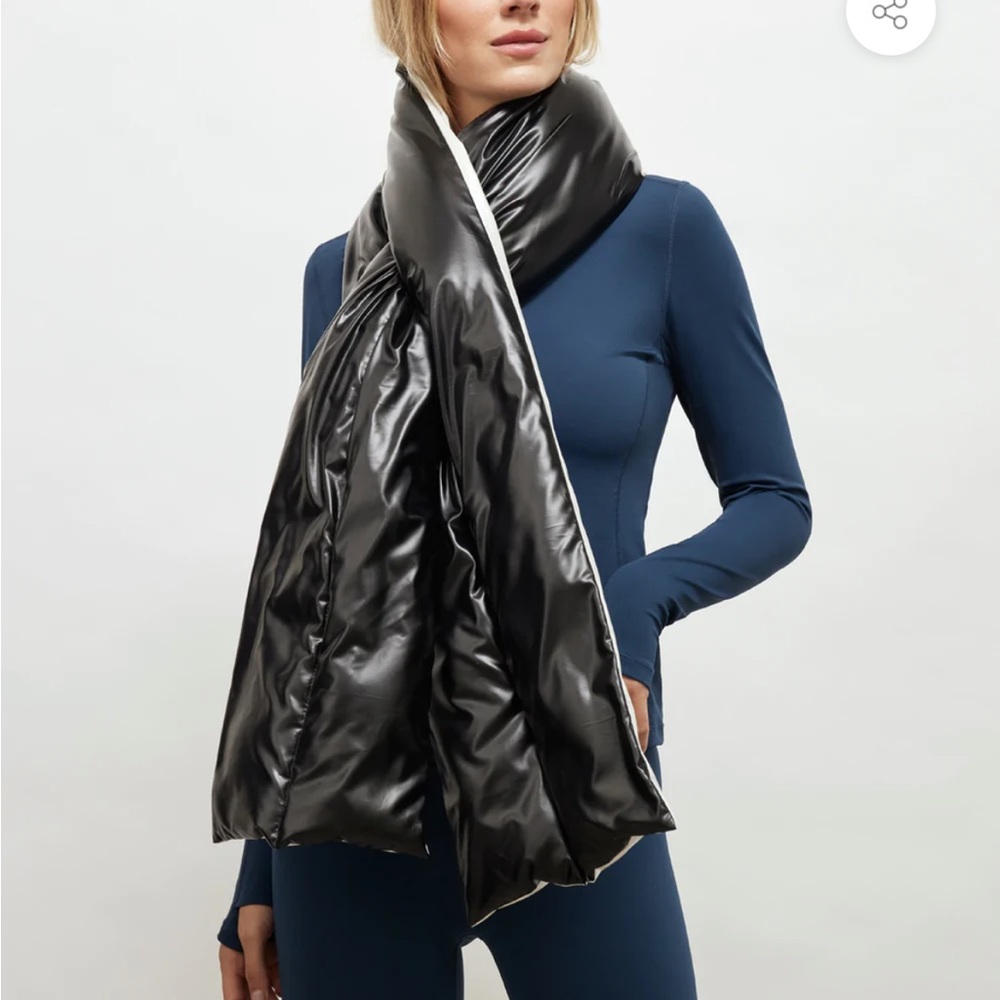 NWT Eugenia Kim Storm Reversible Puffer Scarf